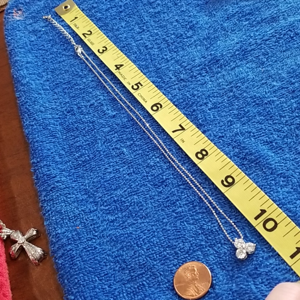 Three stone cz pendant wirh 20" chain